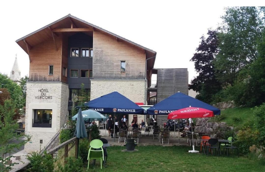 Restaurant Hotel Du Vercors Saint-Martin-en-Vercors Exterior photo